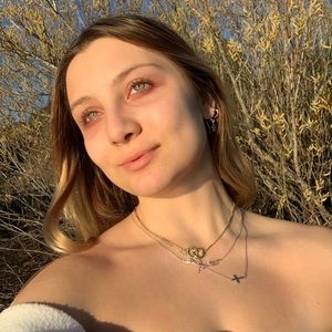 Meet your Posher, Alexandra